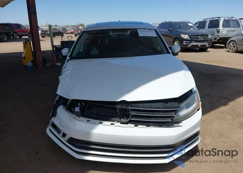 2017 Volkswagen Jetta 1.4T Se from USA, damaged, VIN 3VWDB7AJ4HM270897